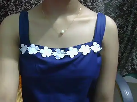 Adorable_Ayesha élő XXX-chatje
