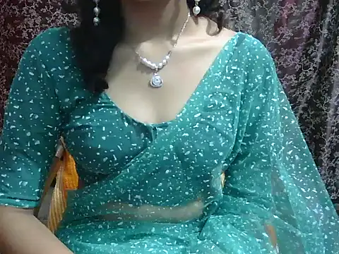 צ'אט XXX בשידור חי של Adorable_Ayesha