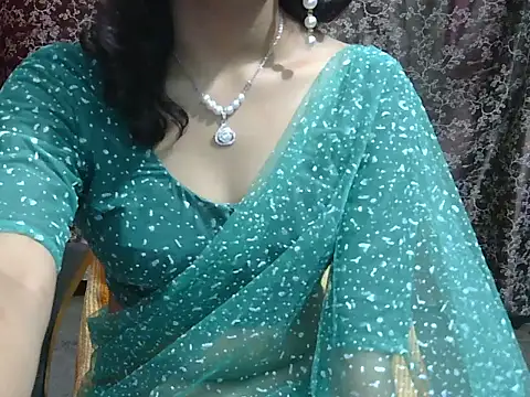 Adorable_AyeshaのライブXXXチャット