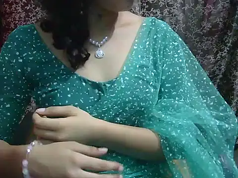 Adorable_AyeshaのライブXXXチャット