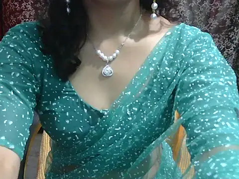 Chat +18 de Adorable_Ayesha ao vivo