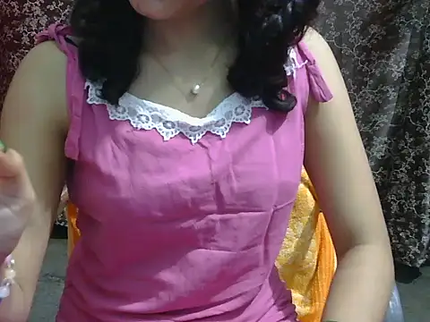 Chatroom XXX en direct de Adorable_Ayesha