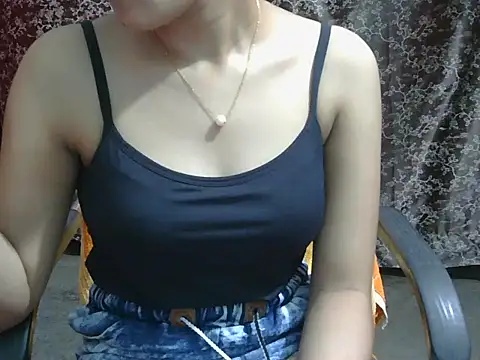 Chat XXX en directo de Adorable_Ayesha