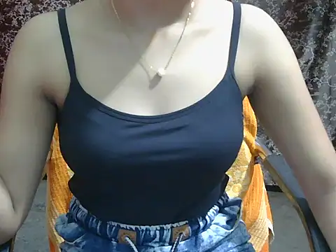 Adorable_Ayesha's Live XXX Chat