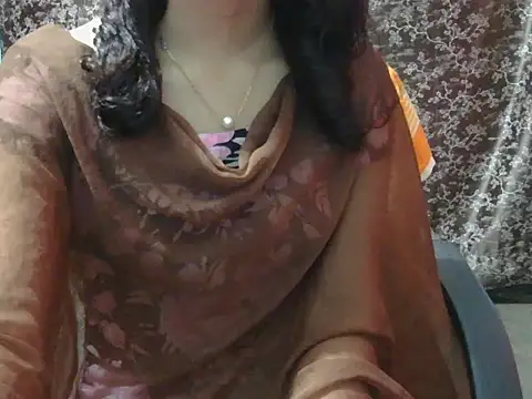 Adorable_Ayesha – Live XXX-chat