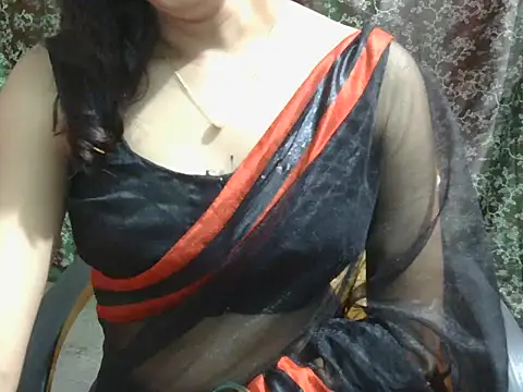 Adorable_Ayesha Adlı Modelin Canlı XXX Sohbeti