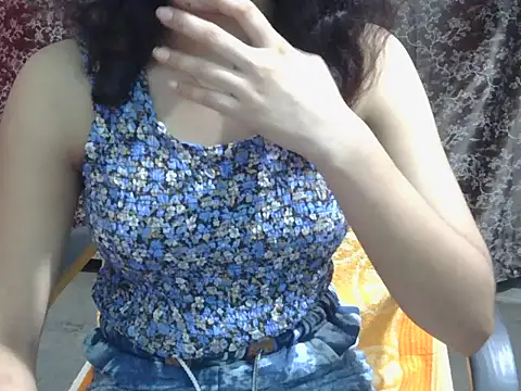 Adorable_Ayesha 即時 XXX 聊天