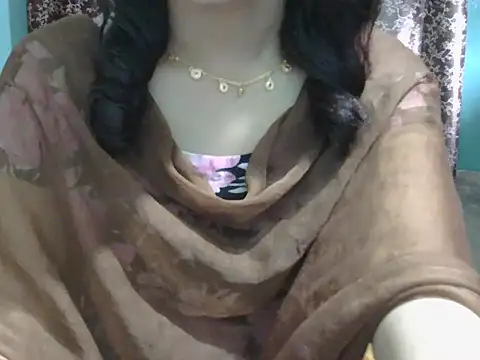 Adorable_Ayesha Adlı Modelin Canlı XXX Sohbeti