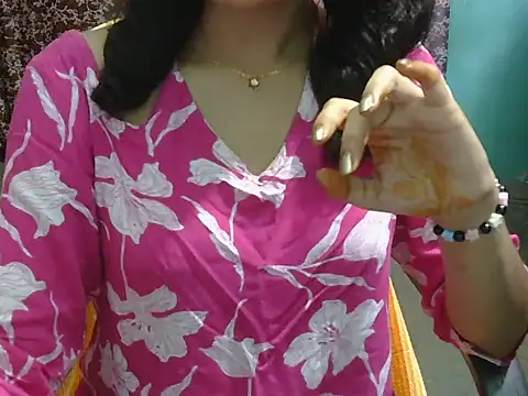 Adorable_Ayesha Adlı Modelin Canlı XXX Sohbeti