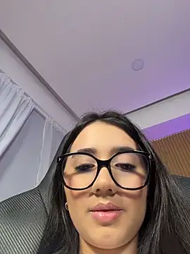 Michelle_Zoe Live XXX-Chat