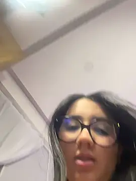 XXX chat uživo modela Michelle_Zoe