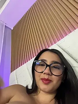 Michelle_Zoe Live XXX-Chat