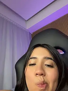 Chat +18 de Michelle_Zoe ao vivo