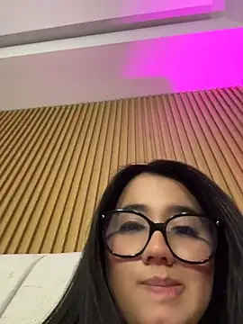 Michelle_Zoe 现场XXX聊天