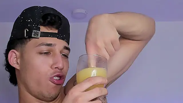 Czat XXX na żywo – orionblaze69_