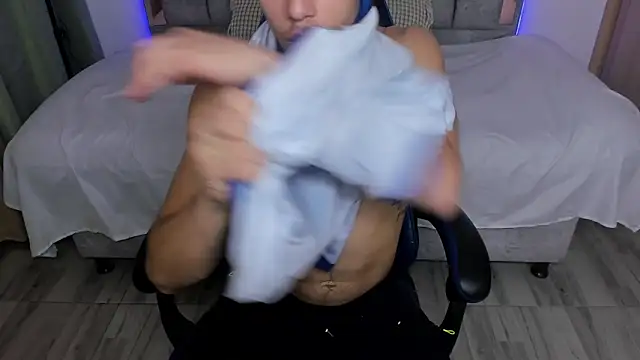 orionblaze69_ webcam show