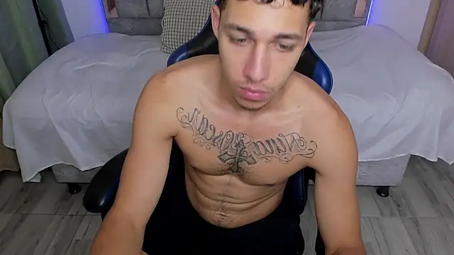 orionblaze69_ Show Webcam
