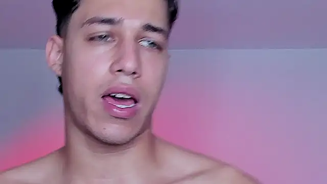 แชท XXX สดของ orionblaze69_