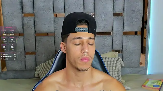 orionblaze69_ Show in webcam