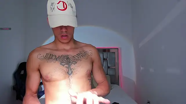 orionblaze69_ Show in webcam