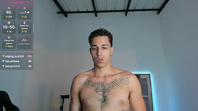 โชว์เว็บแคมของ orionblaze69_