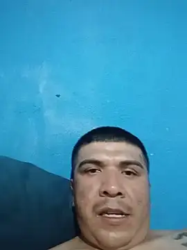 Toscarz8v Webcam show