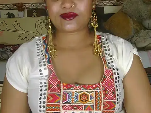 hotee_bhabi Adlı Modelin Web Kamerası Şovu