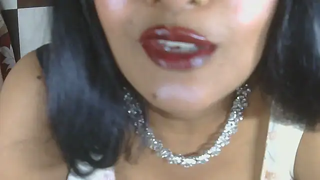 Riyaa-bhabi Webcam Show