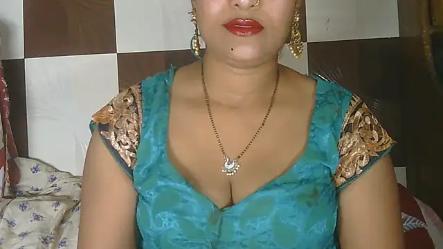 Riyaa-bhabi's Webcam Show