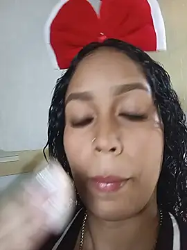 Laura20lopez's Webcam Show
