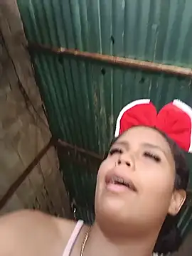 Pertunjukan Kamera Web Laura20lopez