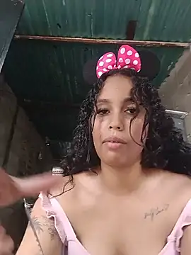 Laura20lopez's Webcam Show