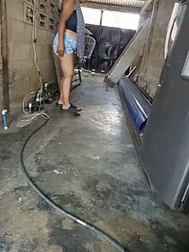 הופעת וובקאם של Tu-Diablita_Caliente