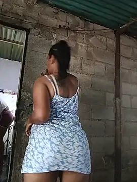 Pertunjukan Kamera Web Tu-Diablita_Caliente