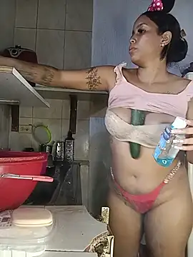 Pokazy przed kamerką – Tu-Diablita_Caliente