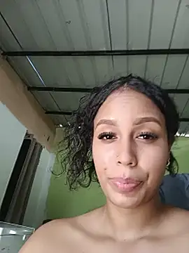 הופעת וובקאם של Tu-Diablita_Caliente