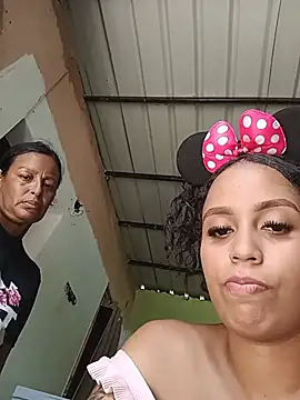 Tu-Diablita_Caliente Adlı Modelin Web Kamerası Şovu