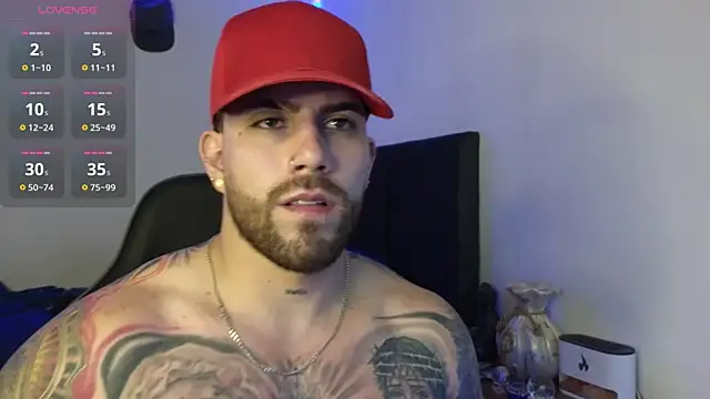 Webkamerová show Ades_Lowe