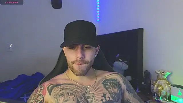 Show de Ades_Lowe na webcam