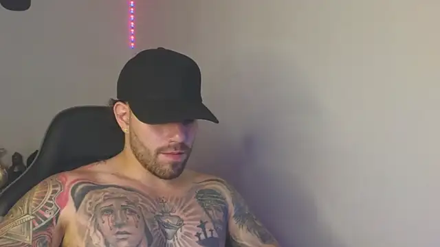 Ades_Lowe's Webcam Show