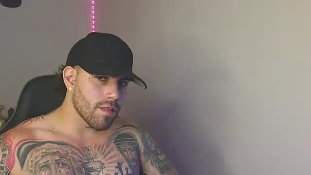 Show de webcam de Ades_Lowe