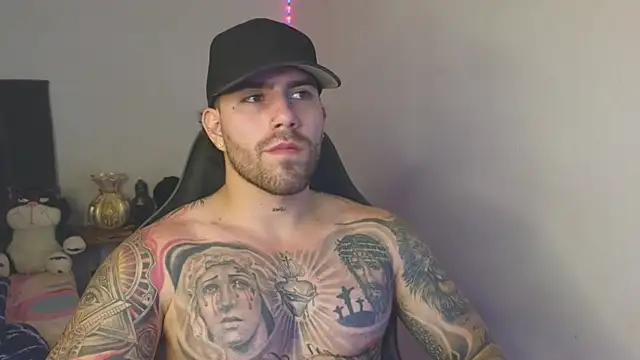 Show de Ades_Lowe na webcam