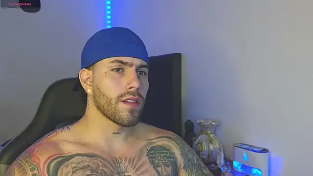 Вебкам-шоу Ades_Lowe