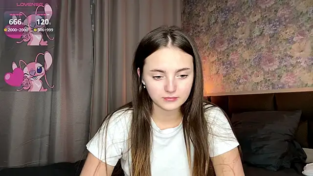 LoraDavi's Webcam Show
