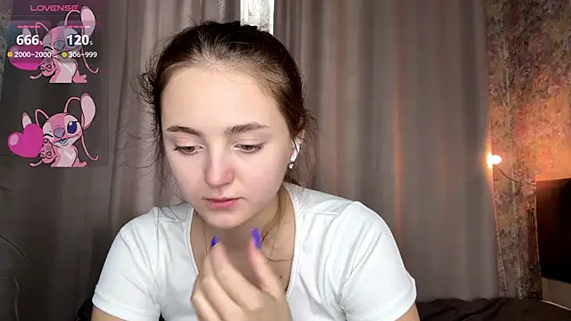 Živá chatovací místnost LoraDavi