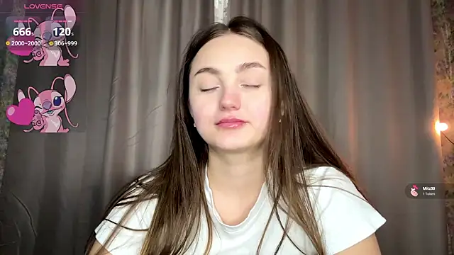 LoraDavi's Live XXX Chat