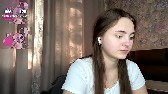 LoraDavi Live XXX Chat