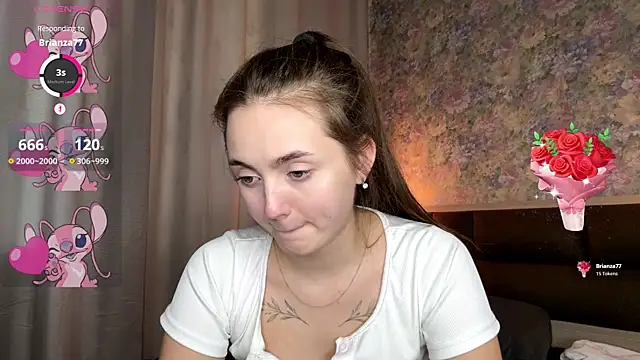 LoraDavi's Live XXX Chat