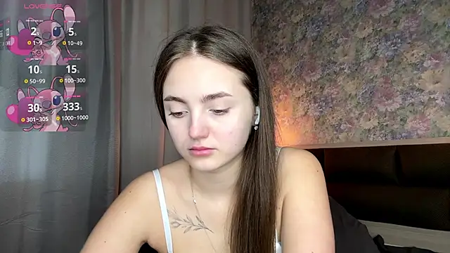 LoraDavi Chat XXX live