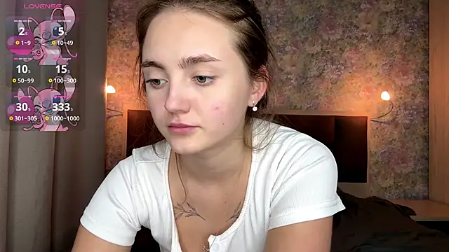 XXX chat uživo modela LoraDavi